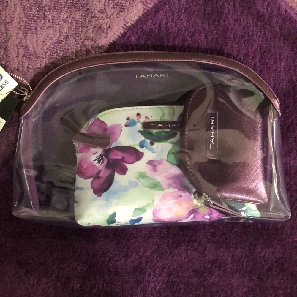 Cosmetic bag
